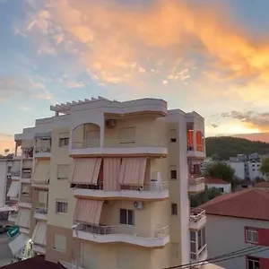 Ioanian Blue Apartment Himarë
