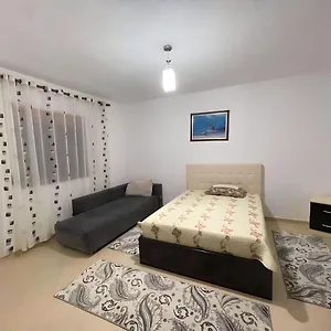 Guri Ferienhaus Pogradec