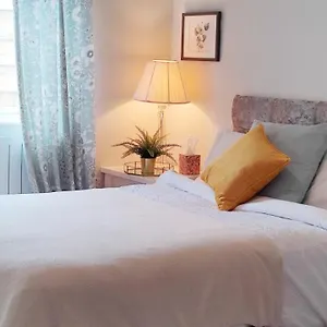  Apartamento Butterfly - Entire Within 5km Of